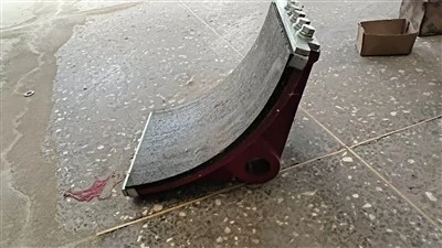 Análise e aplicação da tecnologia de sapatos de freio